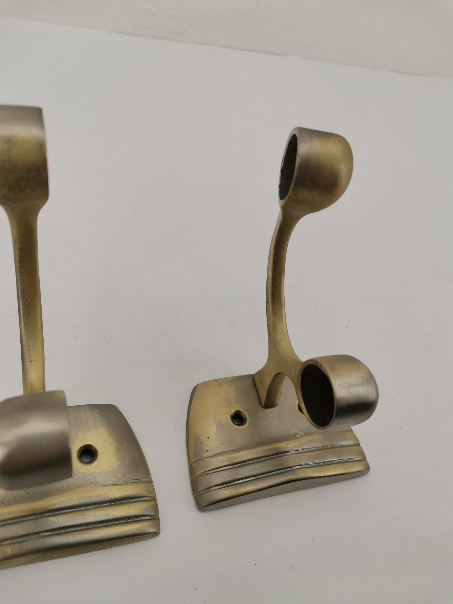 Κρεμάστρα μπάνιου μπρούτζινη διπλή για πετσέτα - Image 2