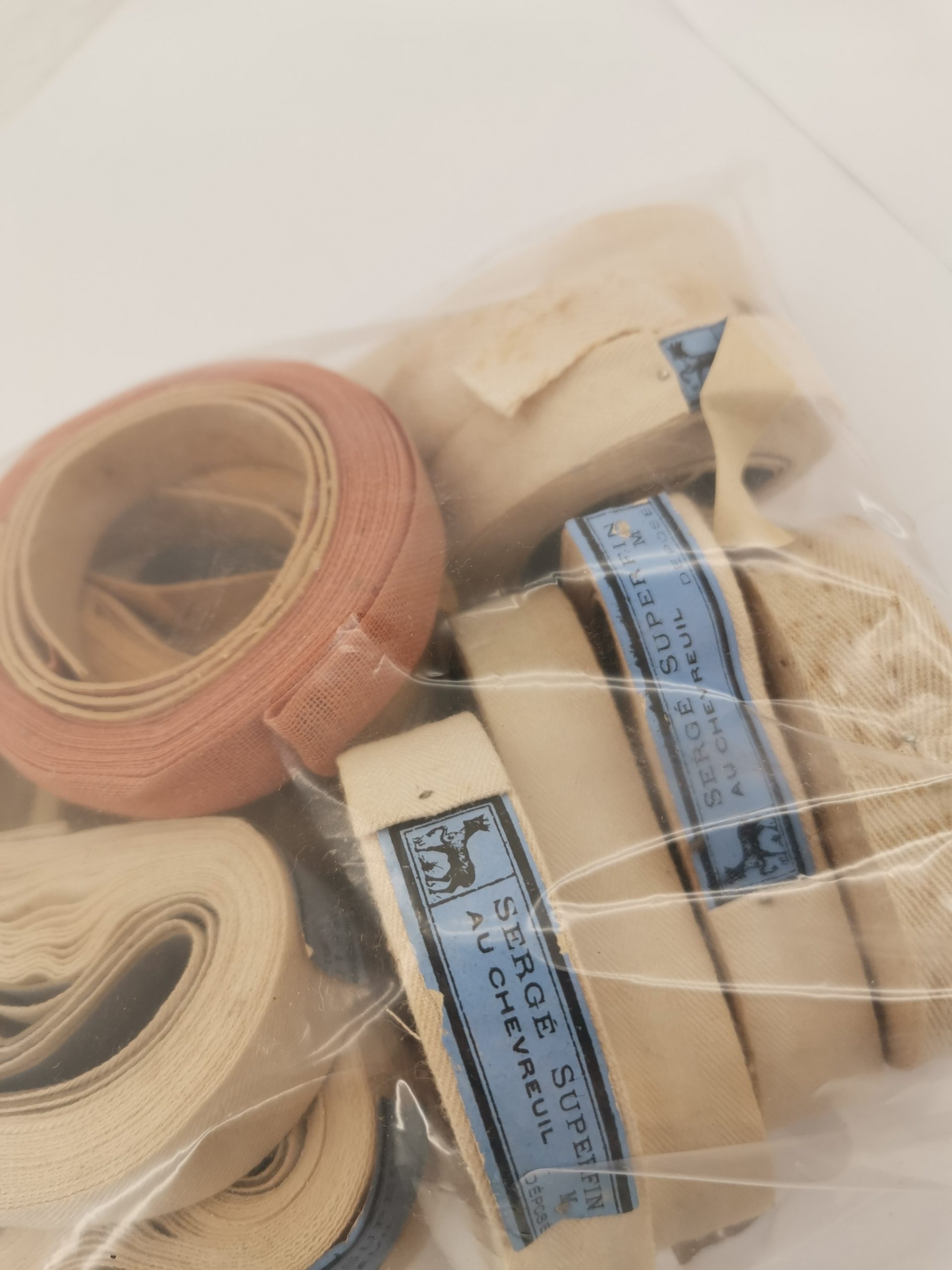 Διάφορες κορδέλες ραπτικής εποχής 1960 - Image 3