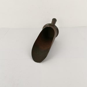 Σέσουλα μπακάλη μικρή, εποχής 1920.